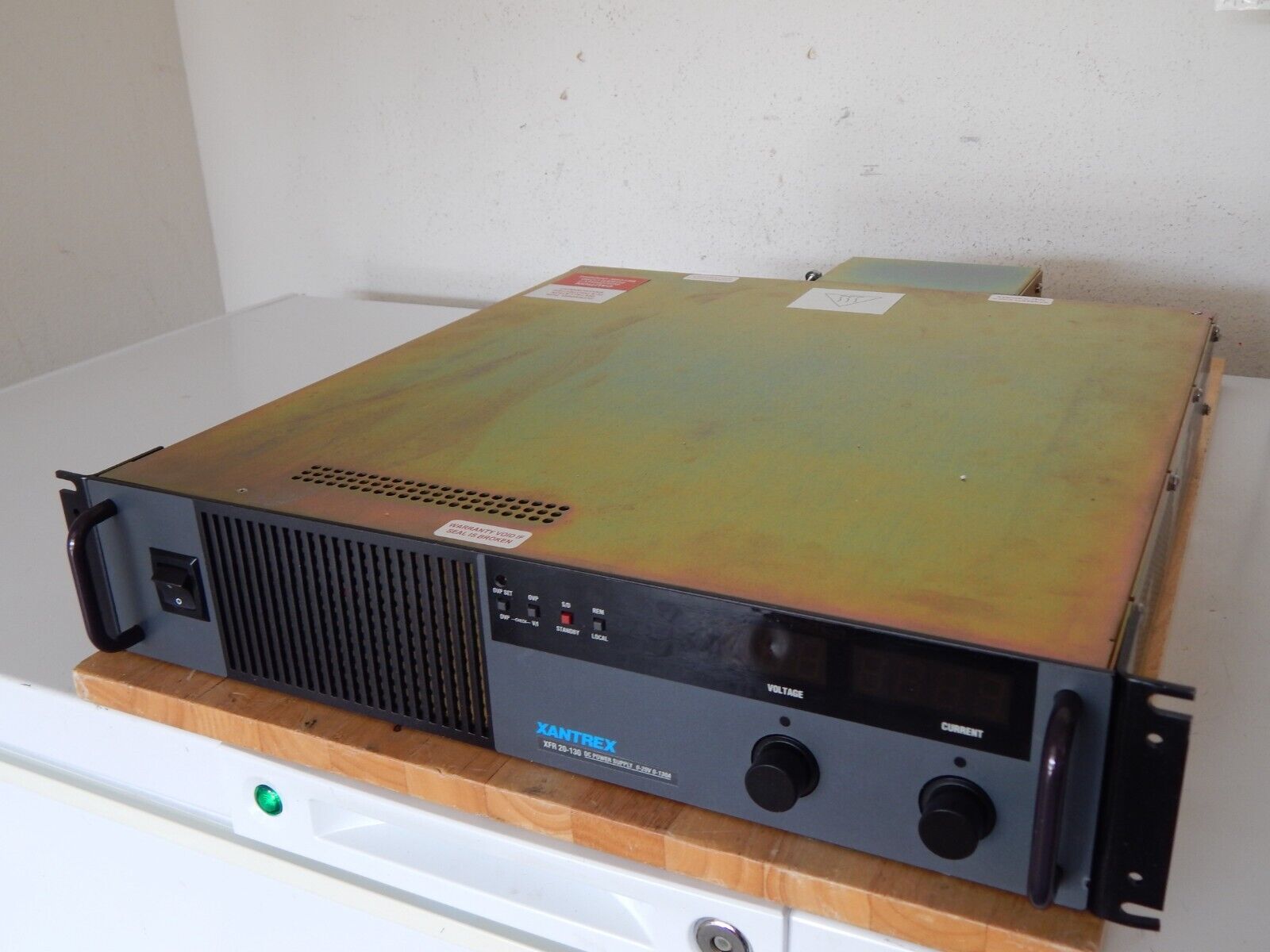 Xantrex XFR 20-130 DC Power Supply, 20V, 130A, 2600W, M9B RS232 Xantrex XFR 20-130 DC Power Supply, 20V, 130A, 2600W, M9B RS232